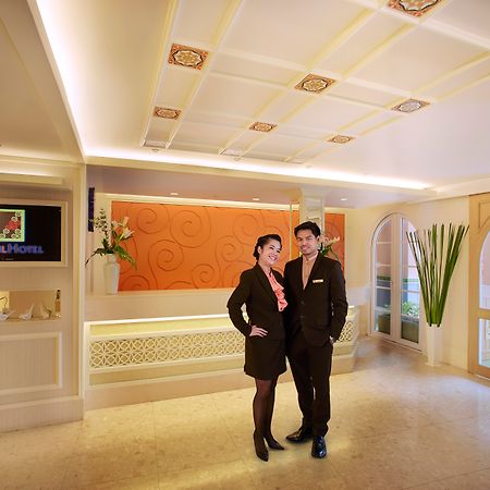 La Petite Salil Sukhumvit Thonglor 1 Hotel Bangkok Exterior photo
