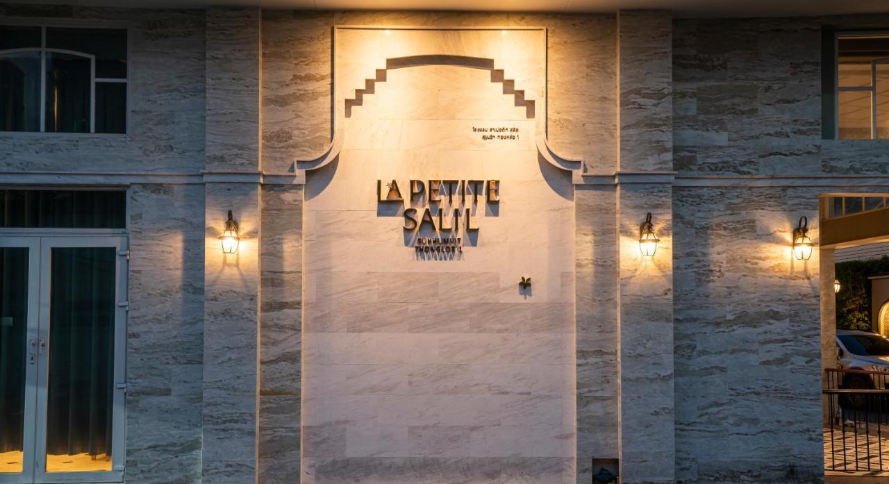 La Petite Salil Sukhumvit Thonglor 1 Hotel Bangkok Exterior photo