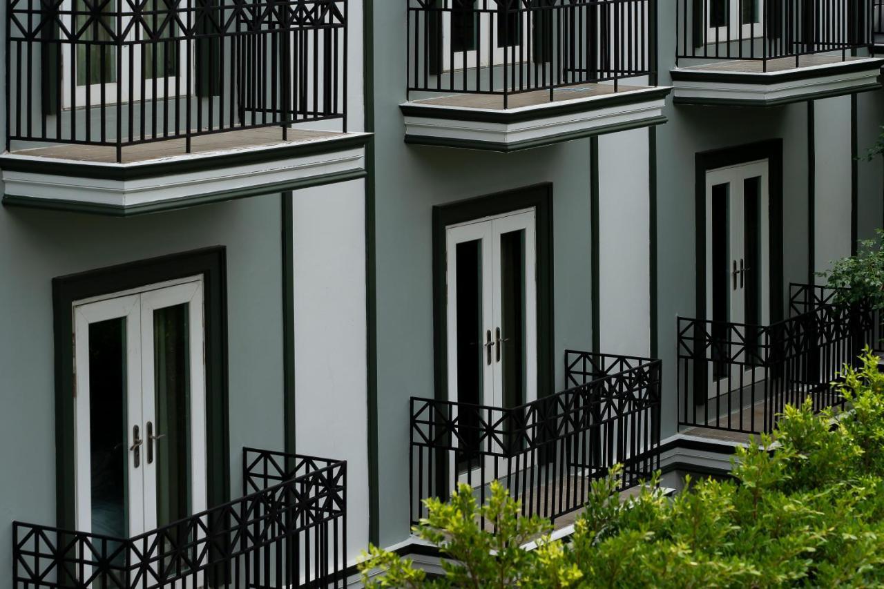 La Petite Salil Sukhumvit Thonglor 1 Hotel Bangkok Exterior photo