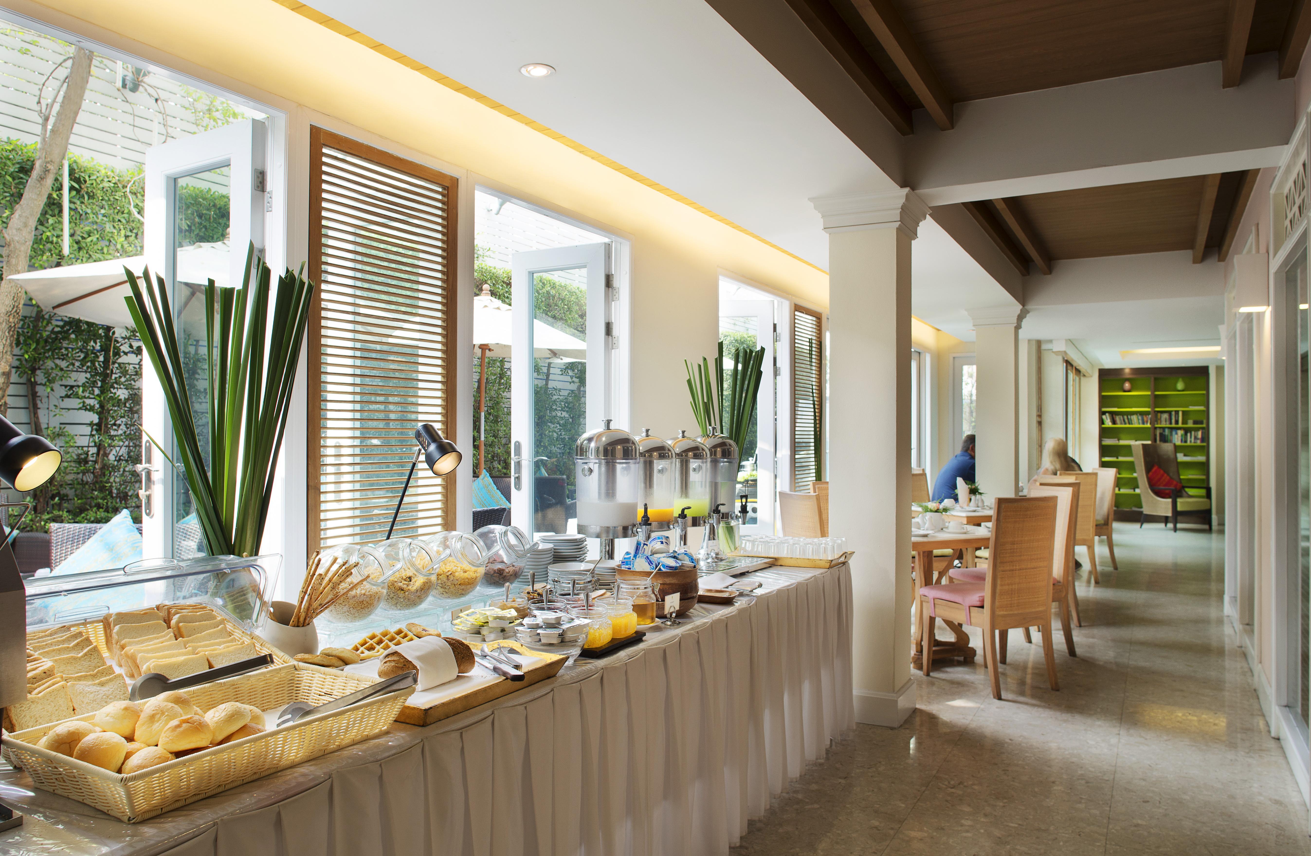La Petite Salil Sukhumvit Thonglor 1 Hotel Bangkok Exterior photo