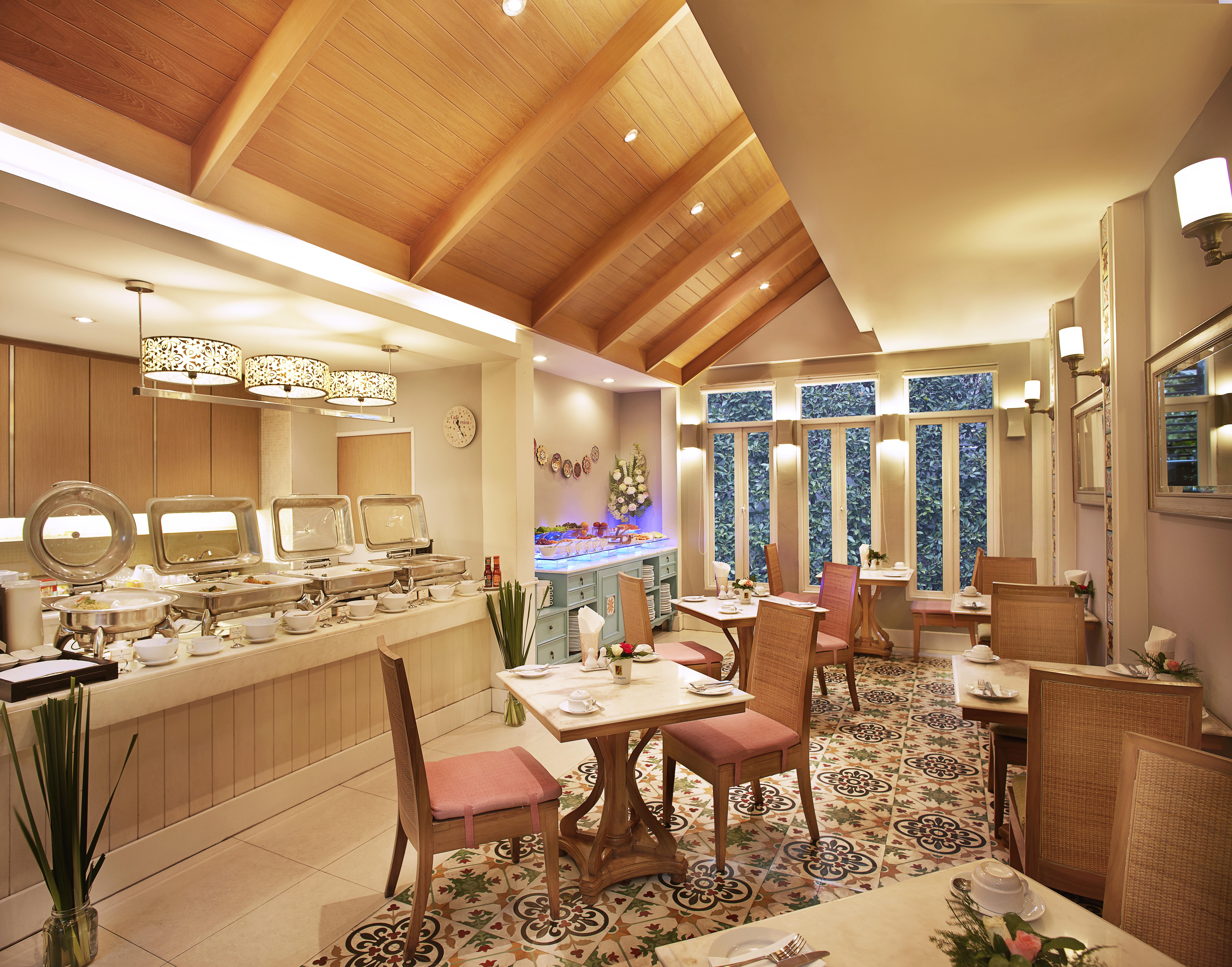 La Petite Salil Sukhumvit Thonglor 1 Hotel Bangkok Exterior photo